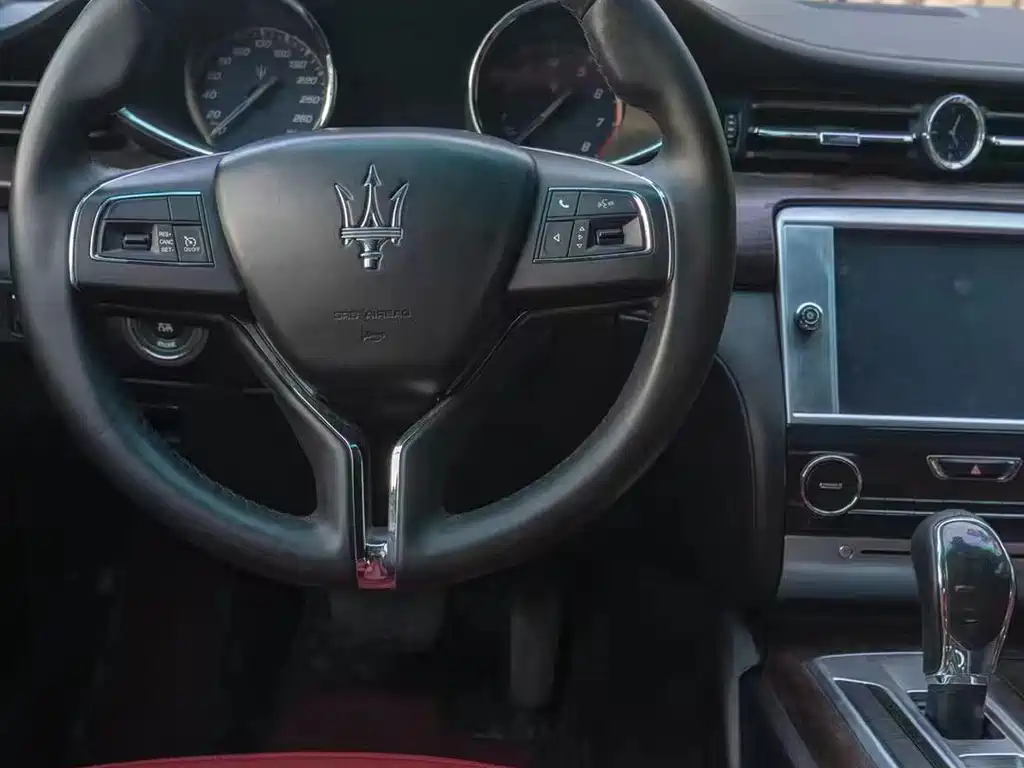 Quattroporte 3.0 T Standard