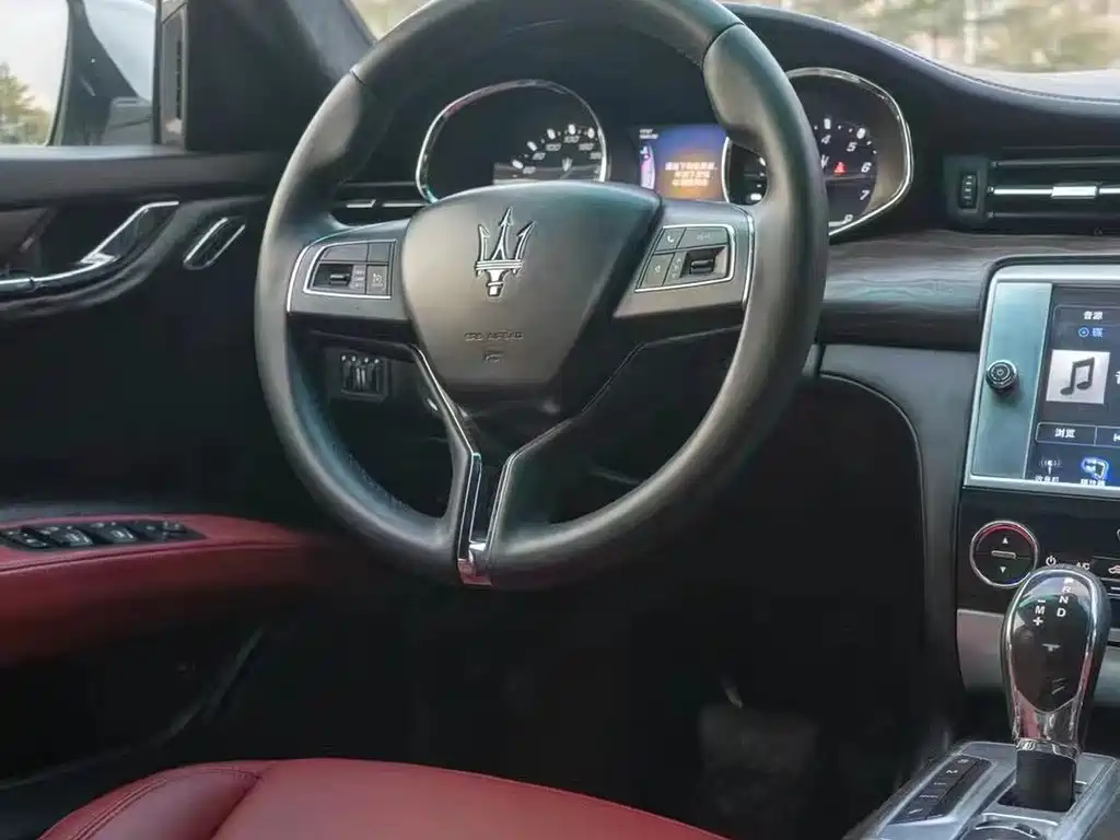 Quattroporte 3.0 T Standard
