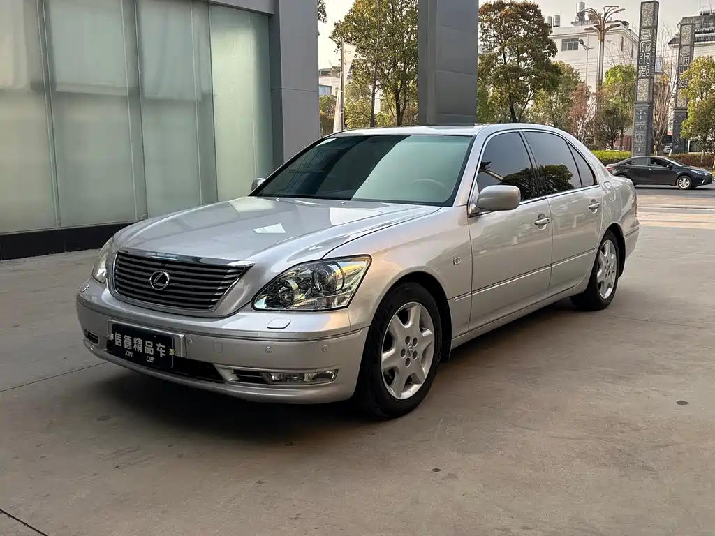 Lexus LS 430
