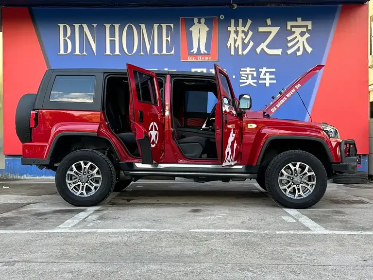 BAIC BJ40 2.0 T Auto 4 WD City Hunter Swordsman