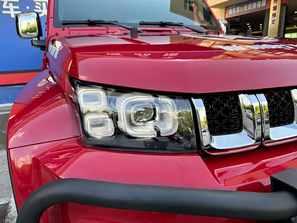 BAIC BJ40 2.0 T Auto 4 WD City Hunter Swordsman