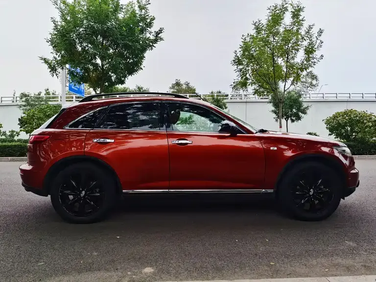 Infiniti FX FX35 Transcend