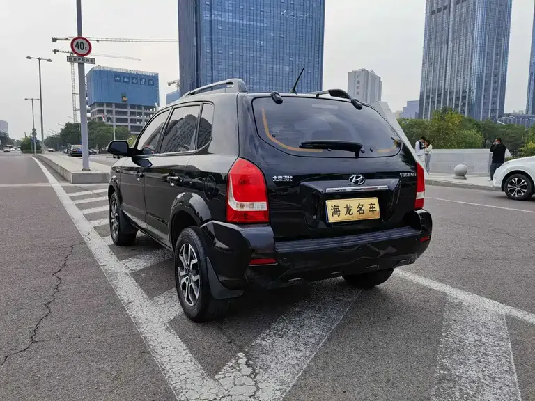 Hyundai Tucson 2.0 L Auto 2 WD Comfort