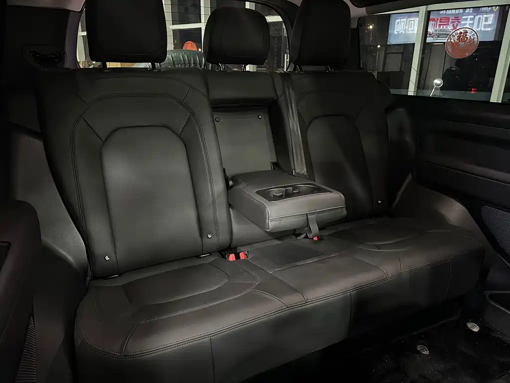 Land Rover Defender Facelift 90 3.0 T P400 XS