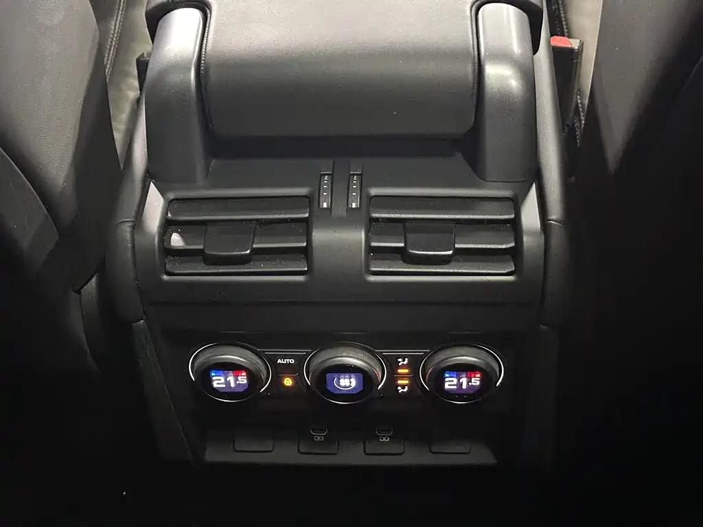 Land Rover Defender Facelift 90 3.0 T P400 XS