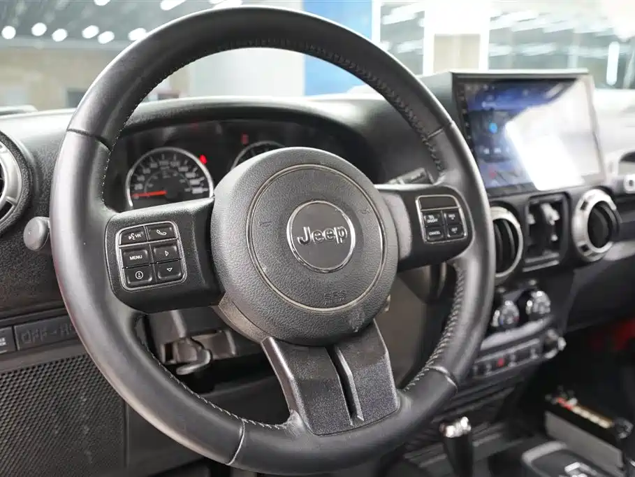 Wrangler 3.6 L Rubicon 4-door Comfort Enjoyment