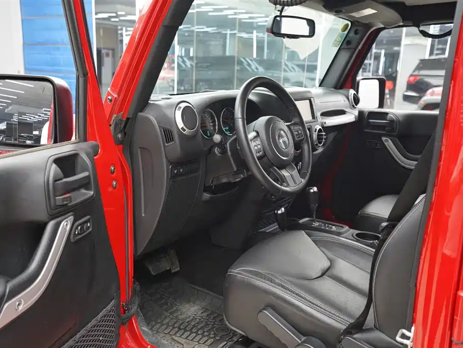 Wrangler 3.6 L Rubicon 4-door Comfort Enjoyment