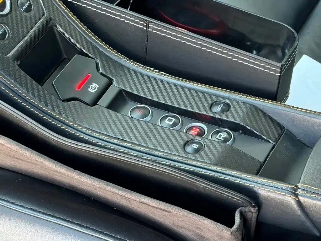 McLaren 12 C 3.8 T COUPE
