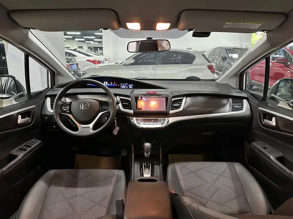Jade 1.8 L Auto Comfort 5-seat