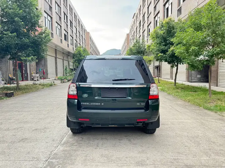 Land Rover Freelander 2 3.2 i6 Auto HSE Gasoline