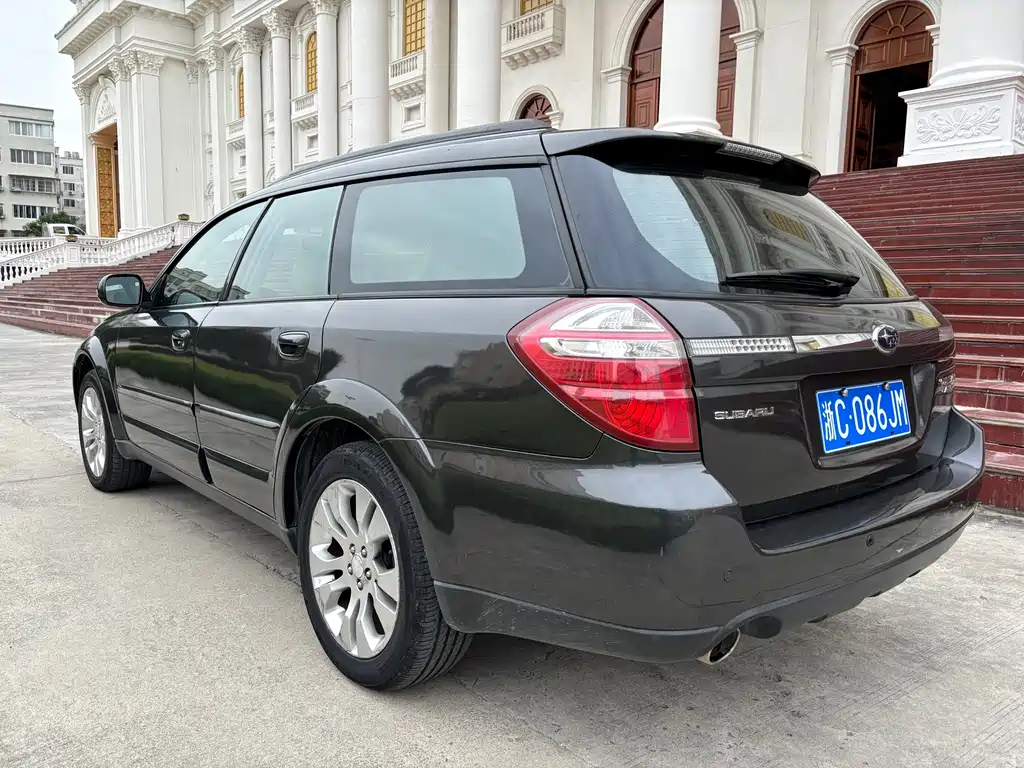 Outback 傲虎 2005款 3.0 R