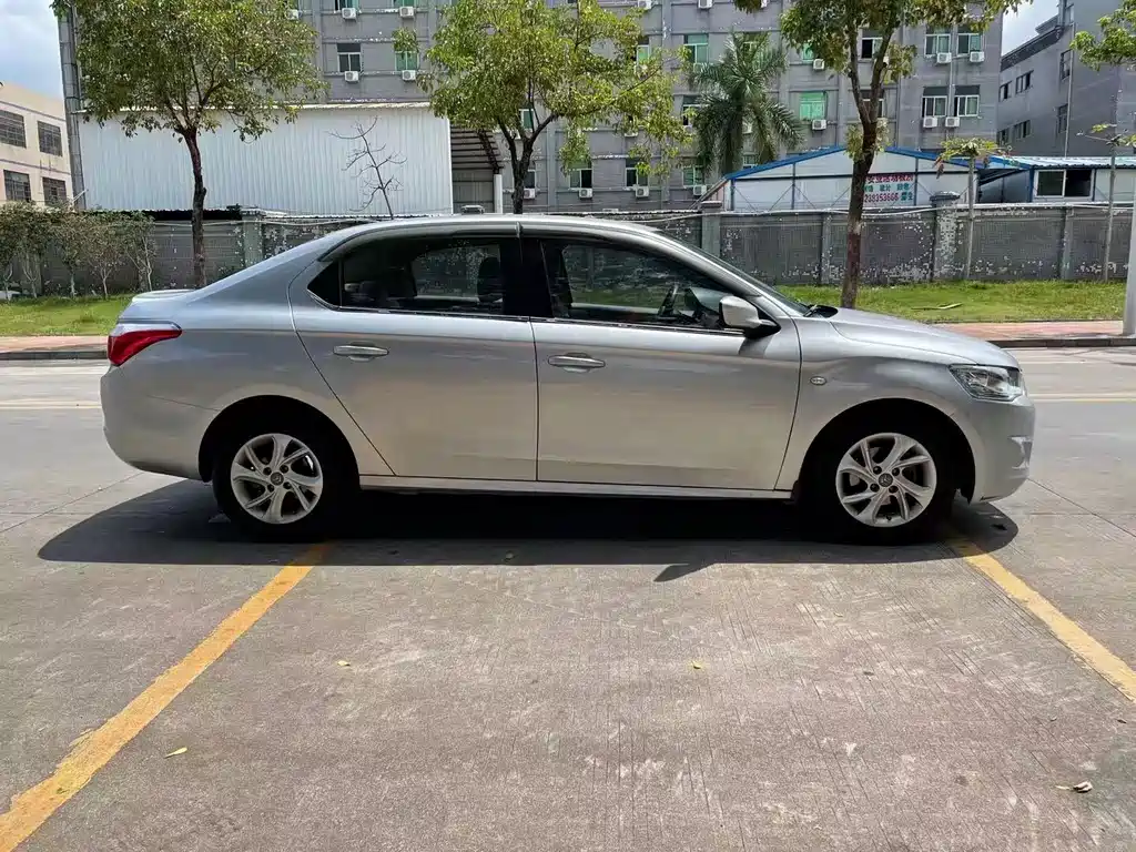 Elysee 1.6 L Auto Fashion