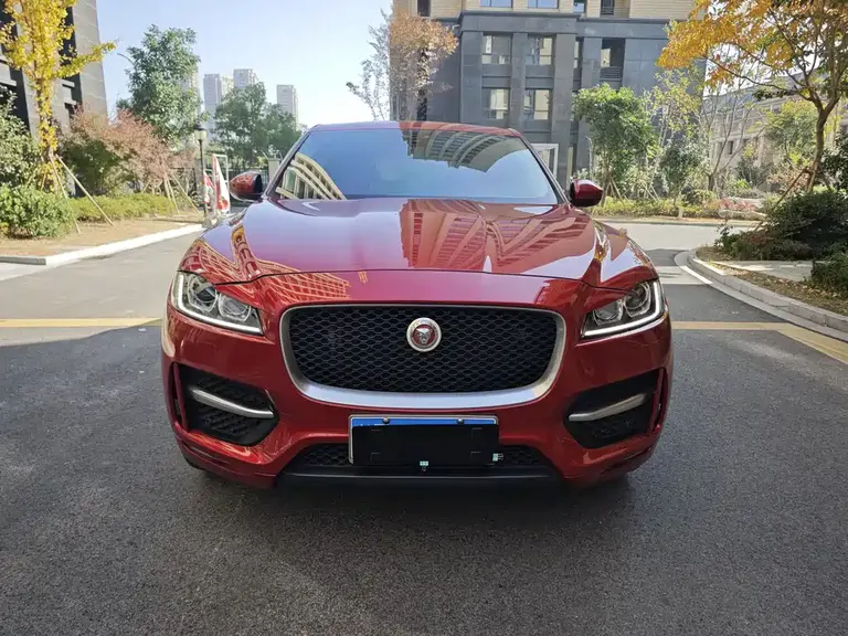 Jaguar F-PACE 2.0 T 2 WD R-Sport Sport