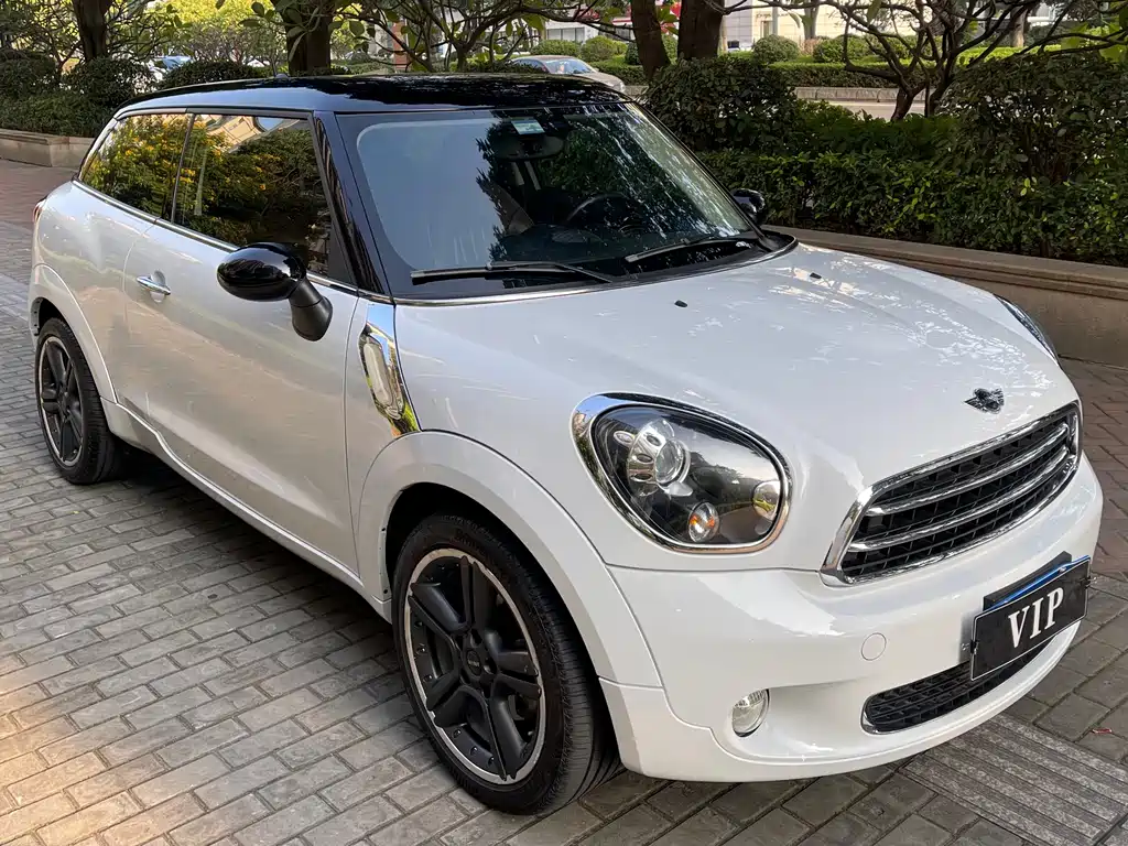 MINI Paceman 1.6 L COOPER