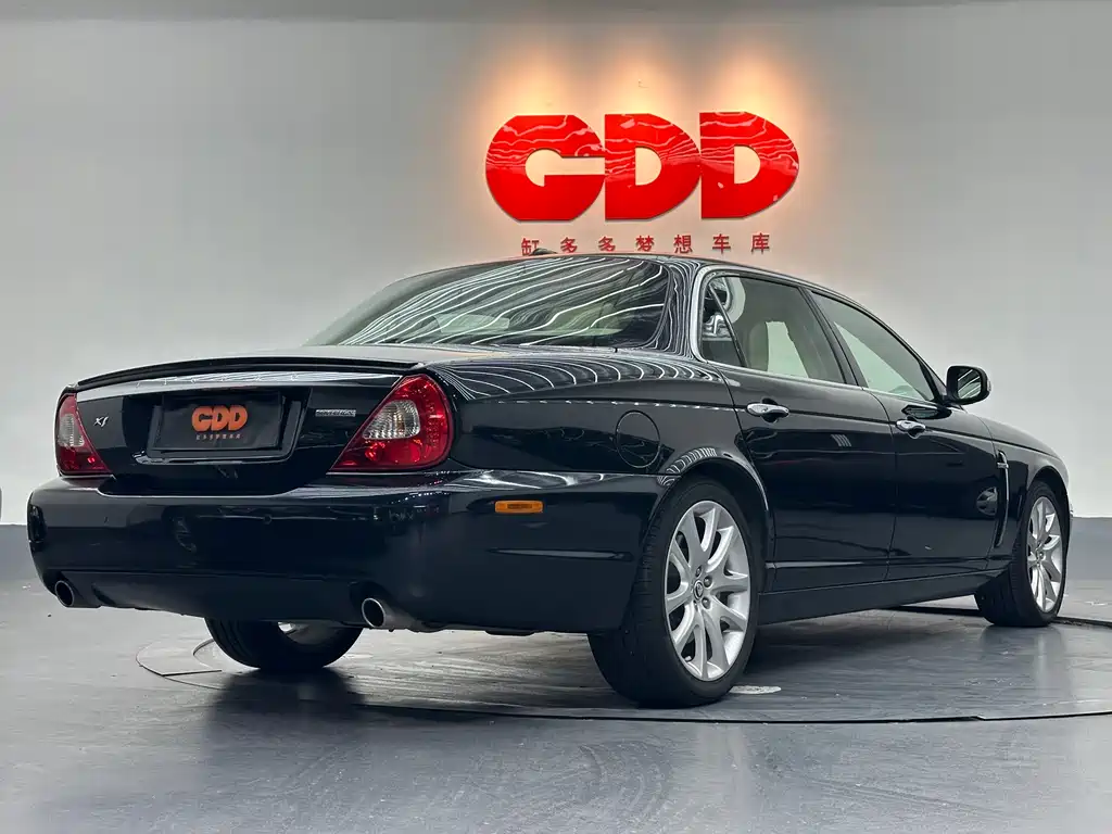 Jaguar XJ XJ6 L 3.0 Royal Extended