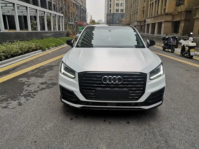Audi Q2 L 35 TFSI Fashion Dynamic