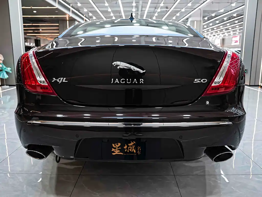 Jaguar XJ XJL 5.0 SC Peak Genesis 5-seat