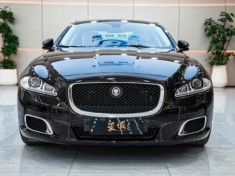 Jaguar XJ XJL 5.0 SC Peak Genesis 5-seat
