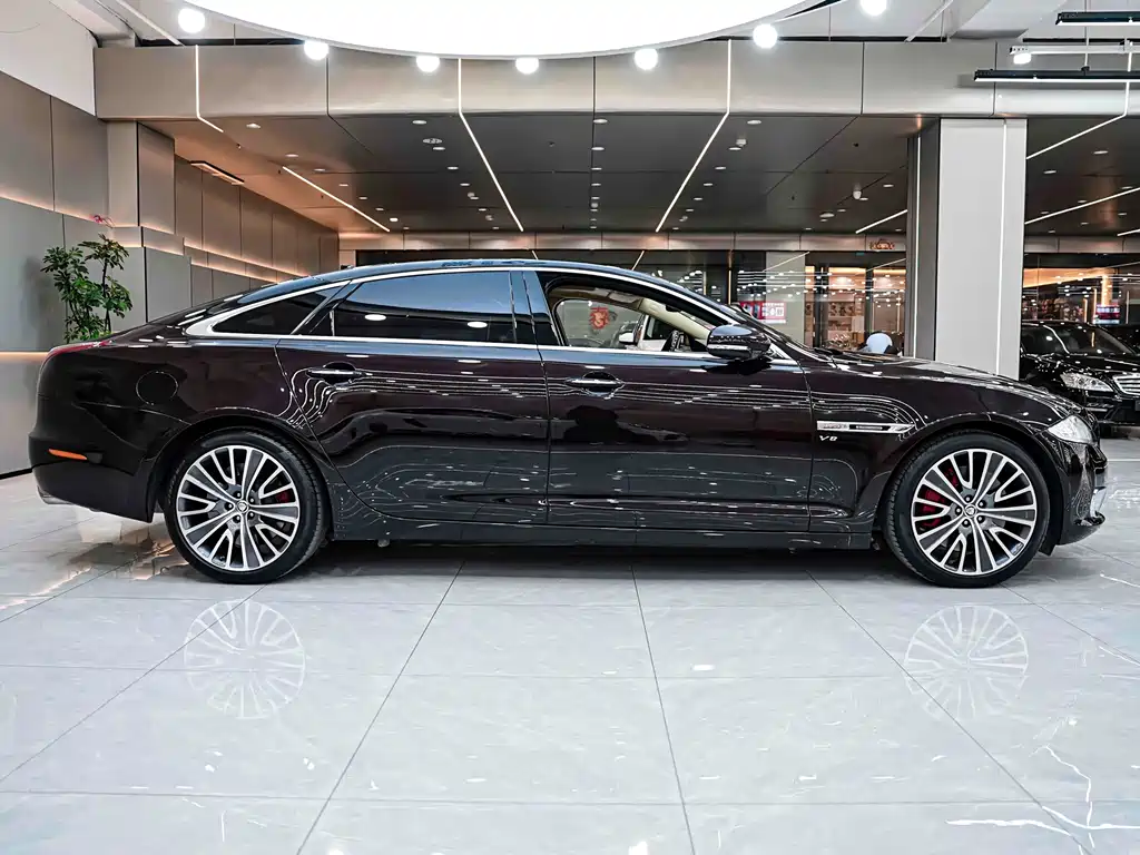 Jaguar XJ XJL 5.0 SC Peak Genesis 5-seat