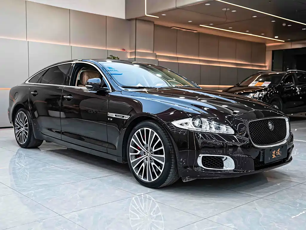 Jaguar XJ XJL 5.0 SC Peak Genesis 5-seat