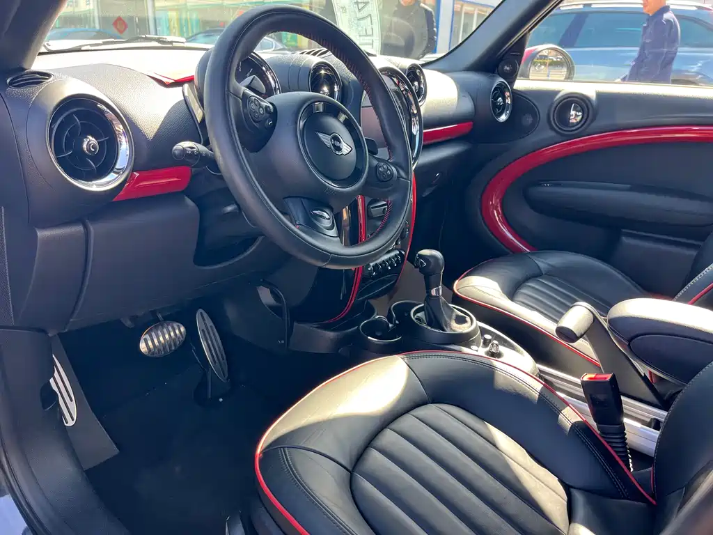 MINI JCW Countryman MINI JCW COUNTRYMAN 2013款 1.6 T JOHN COOPER WORKS A