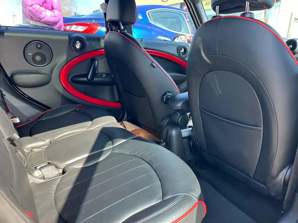 MINI JCW Countryman MINI JCW COUNTRYMAN 2013款 1.6 T JOHN COOPER WORKS A