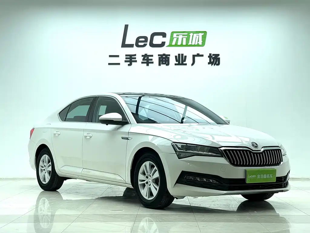 Superb 速派 2019款 TSI280 DSG标准版