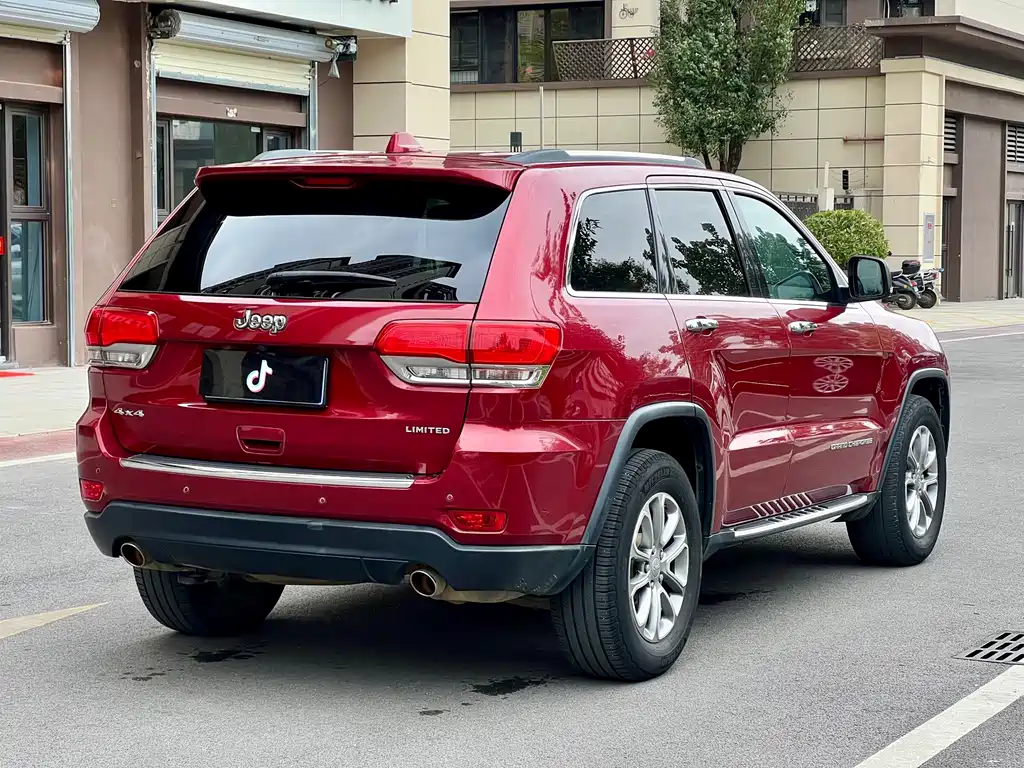 Grand Cherokee (Import) 3.0 L Comfort Enjoyment Navigation