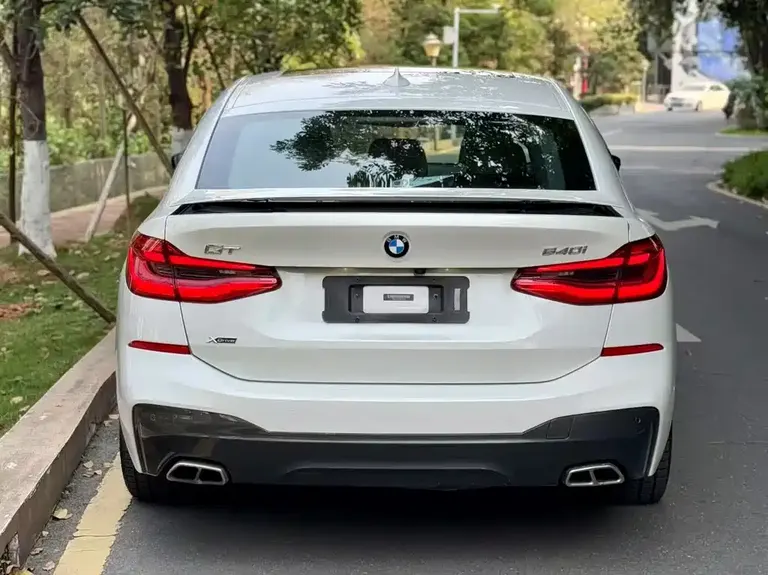 BMW 6 Series GT 640 i xDrive M Sport Package
