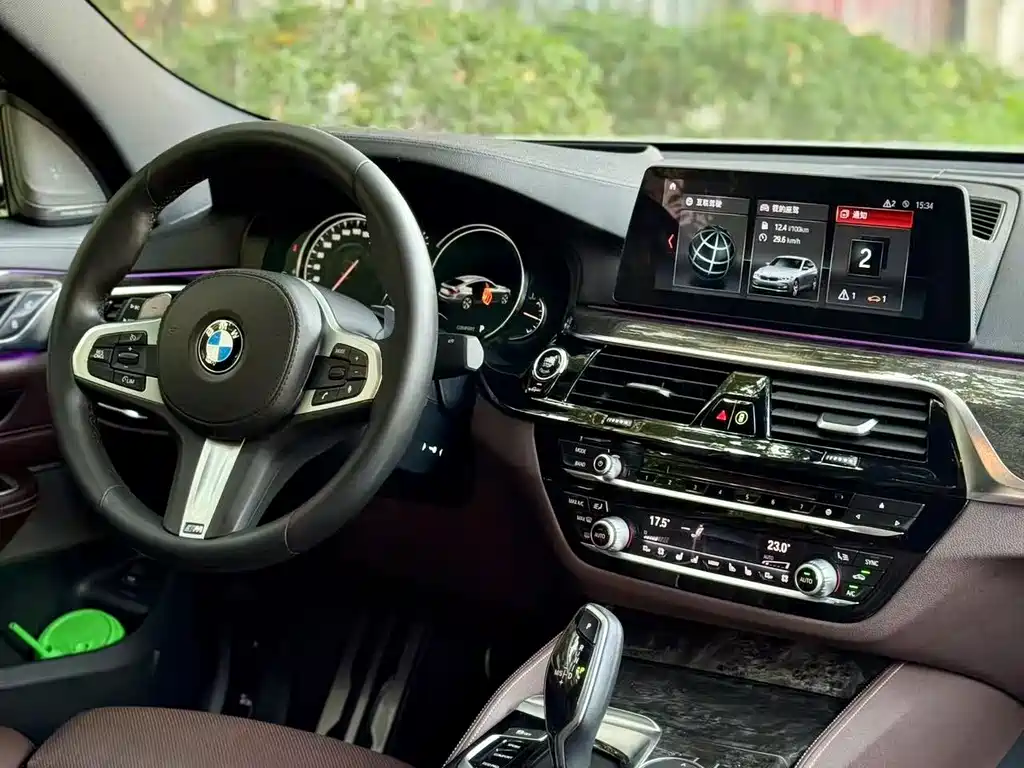 BMW 6 Series GT 640 i xDrive M Sport Package