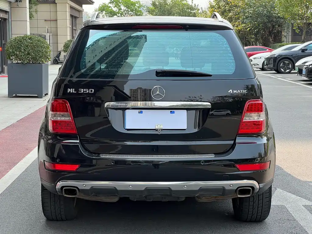 Mercedes-Benz M-Class ML 350 4 MATIC Luxury