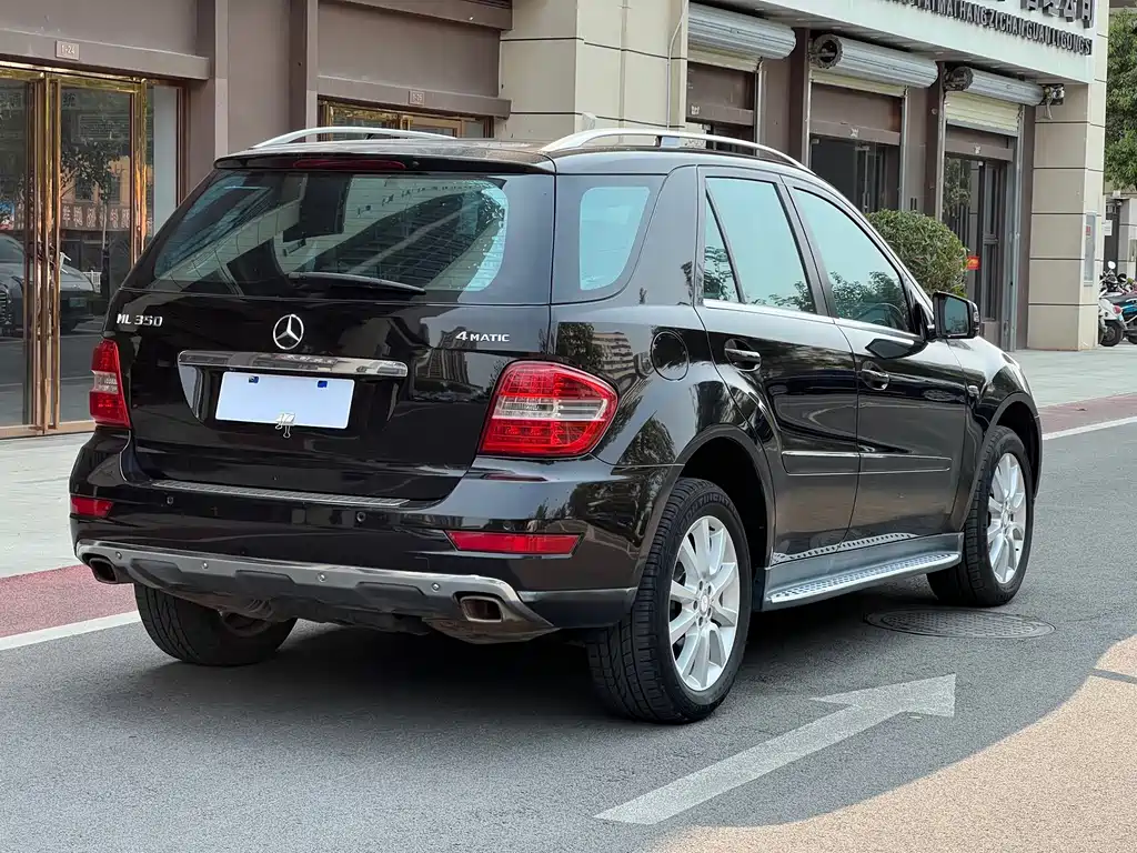 Mercedes-Benz M-Class ML 350 4 MATIC Luxury