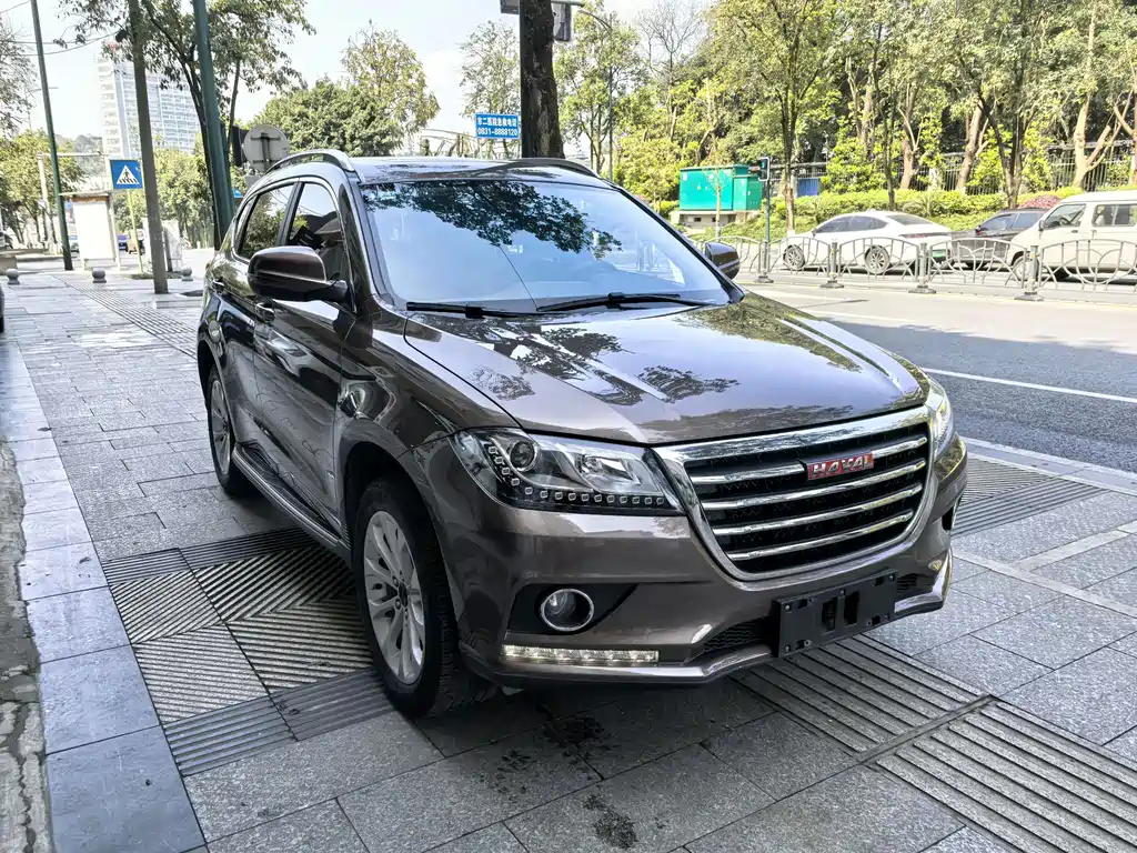 Haval H2 Red Label 1.5 T Manual 2 WD Luxury