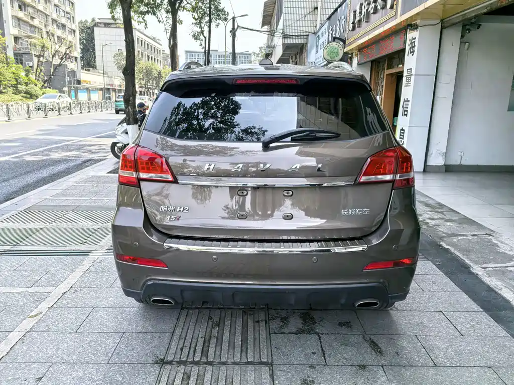 Haval H2 Red Label 1.5 T Manual 2 WD Luxury