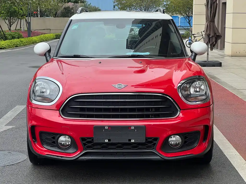 MINI COUNTRYMAN 1.5 T COOPER ALL4 Artist