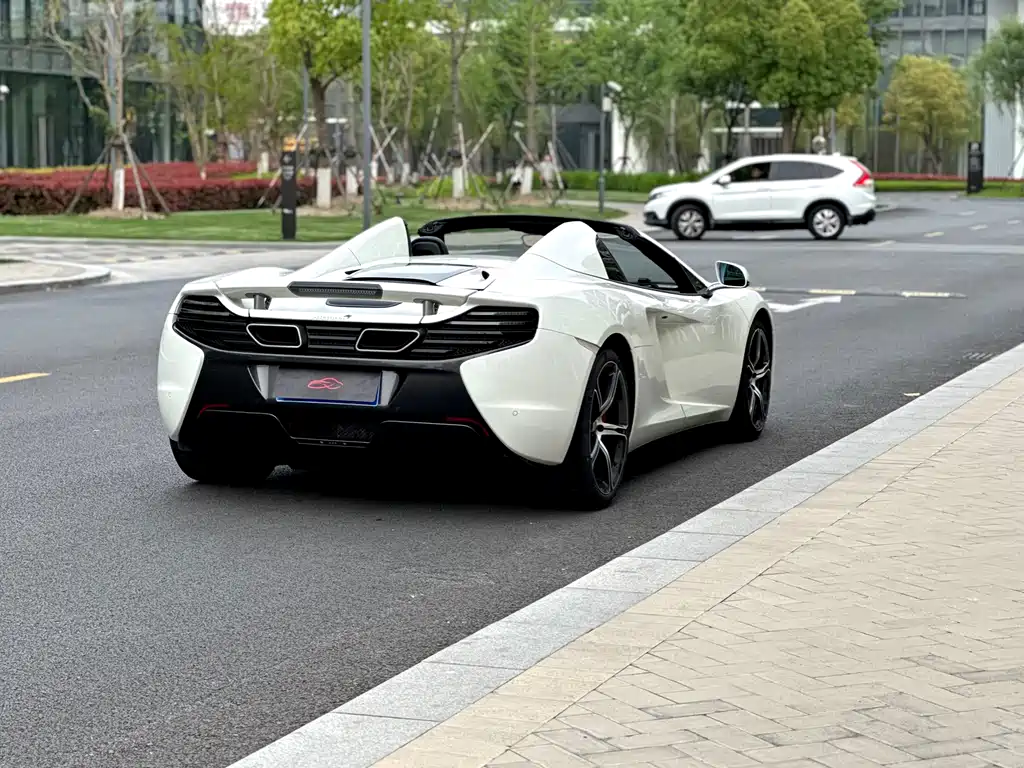 McLaren 625 C 3.8 T Spider