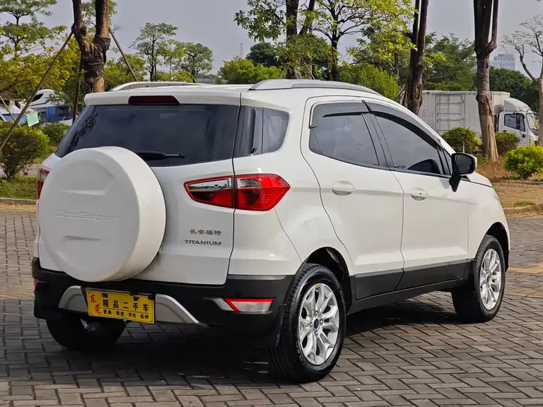 Ford EcoSport 1.5 L Auto Distinguished
