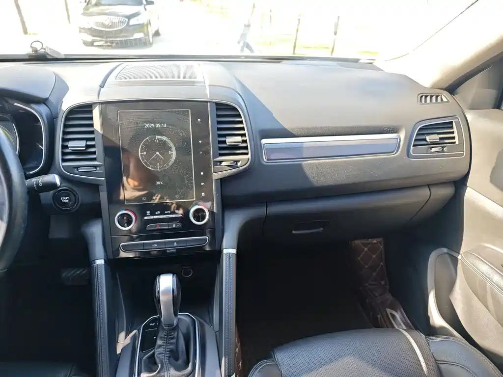 Koleos 2.0 L 2 WD Luxury