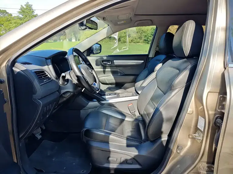 Renault Koleos 2.0 L 2 WD Luxury