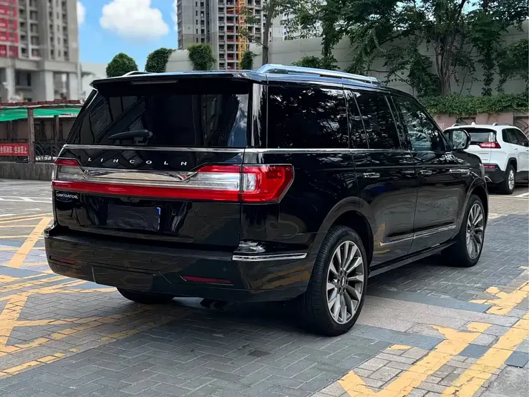 Lincoln Navigator 3.5 T Honor Shine CN-VI