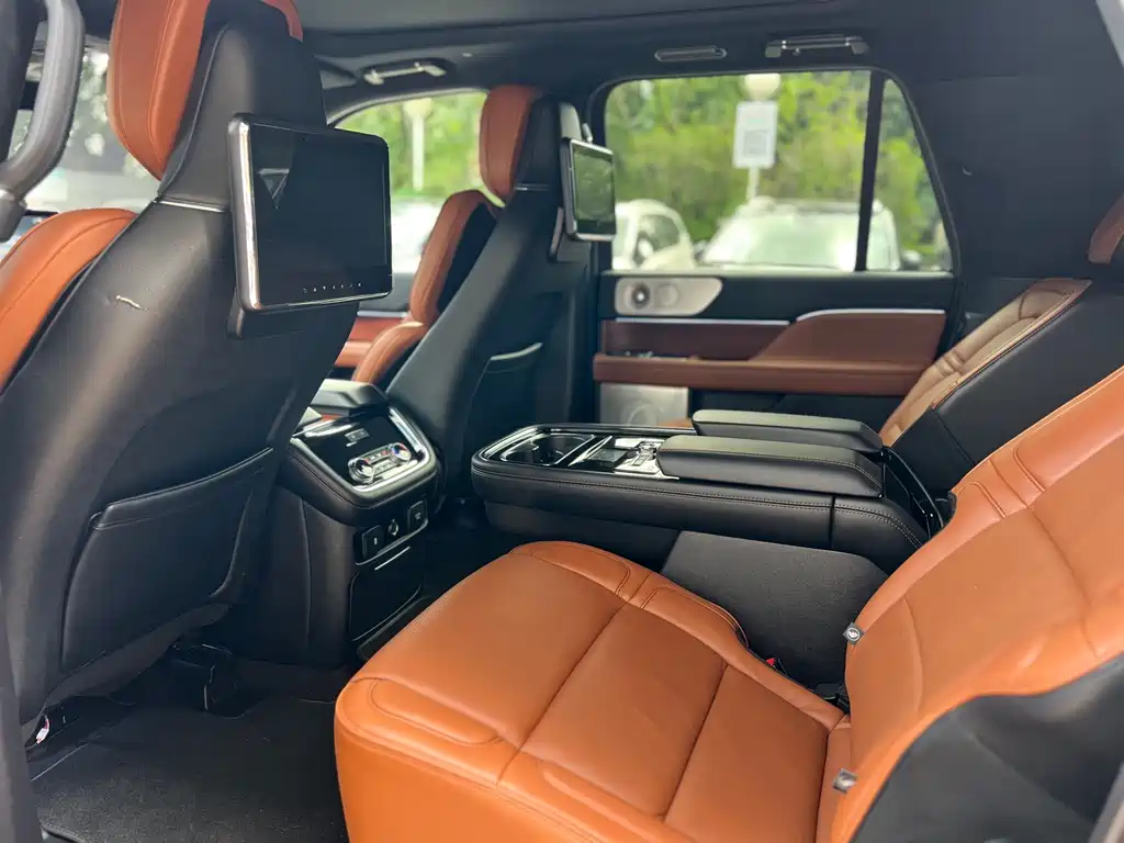 Navigator 3.5 T Honor Shine CN-VI
