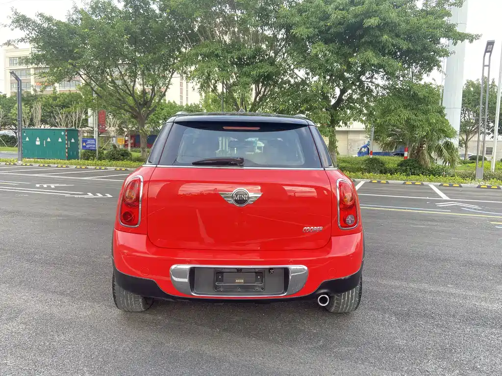 MINI COUNTRYMAN 1.6 L COOPER Fun