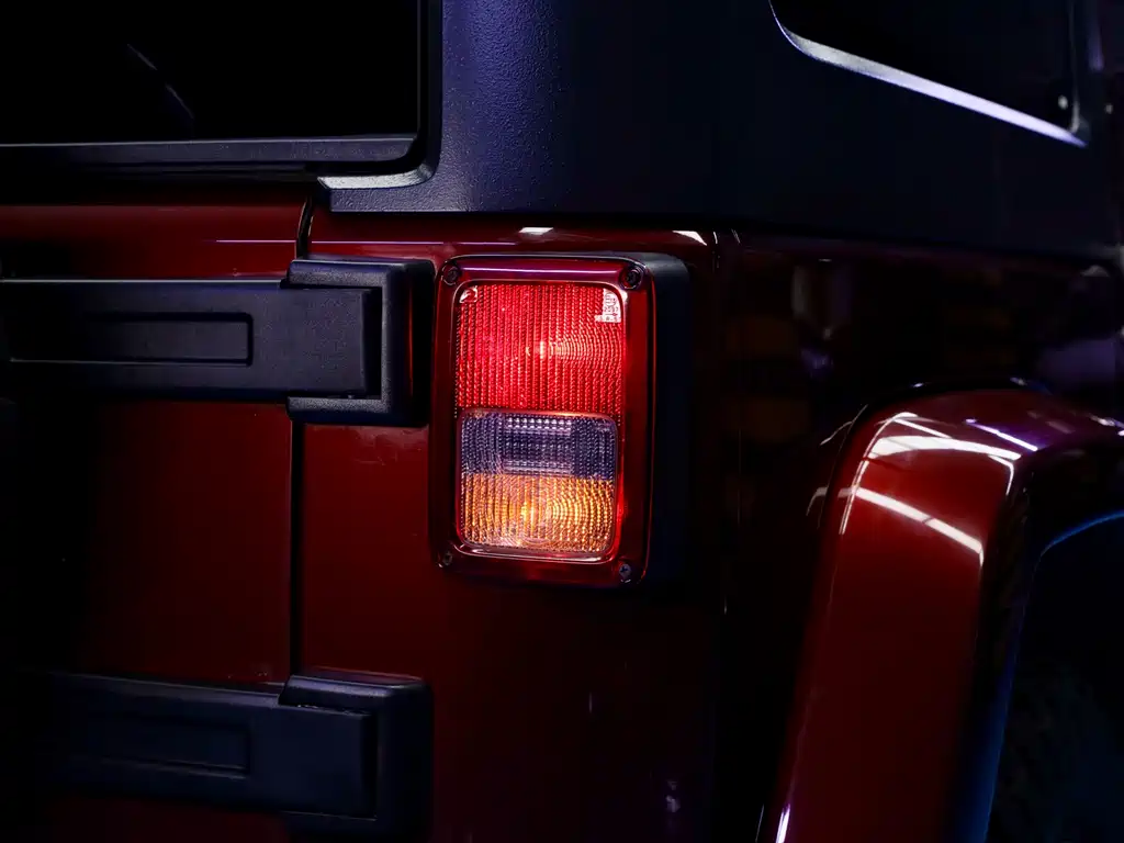 Wrangler 3.8 L Sahara 2-door