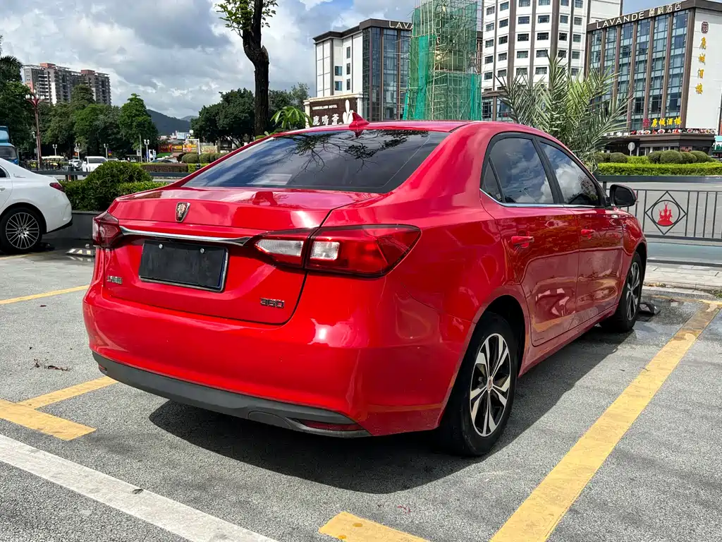 Roewe 360 1.5 L Auto Luxury