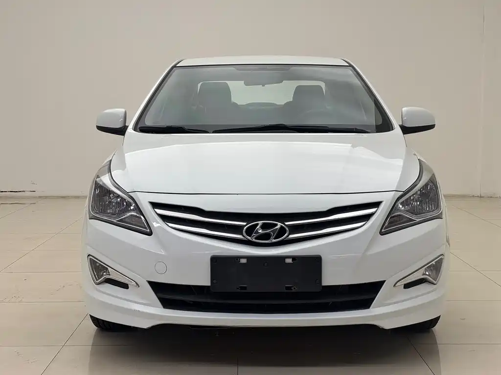 Accent 1.4 L Manual Intelligent GLS