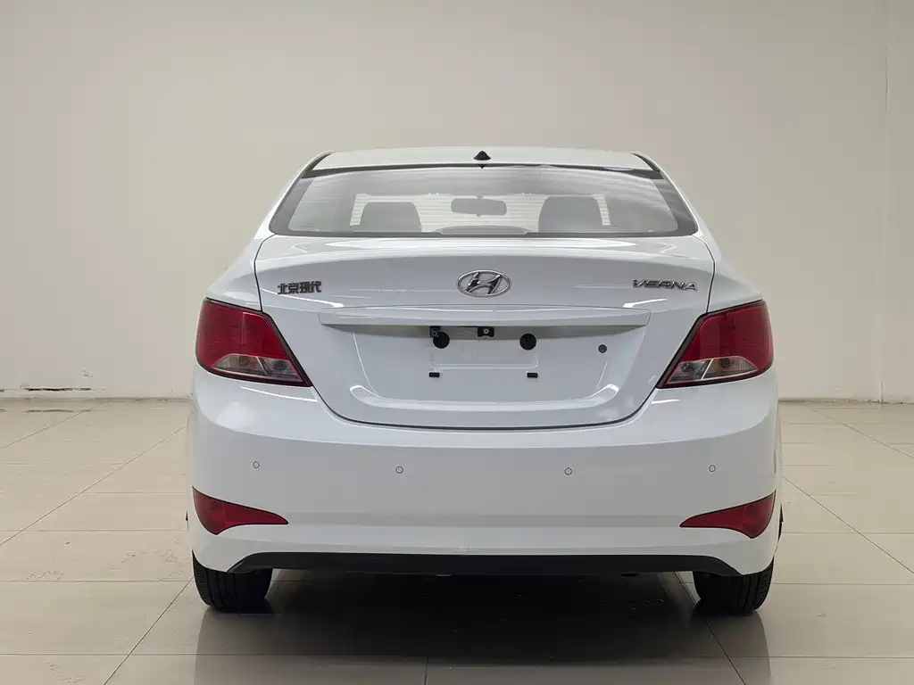 Accent 1.4 L Manual Intelligent GLS