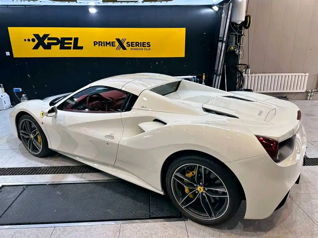 Ferrari 488 488 Spider