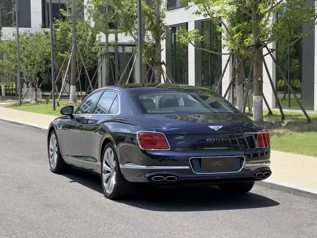 Flying Spur 4.0 T V8 Standard