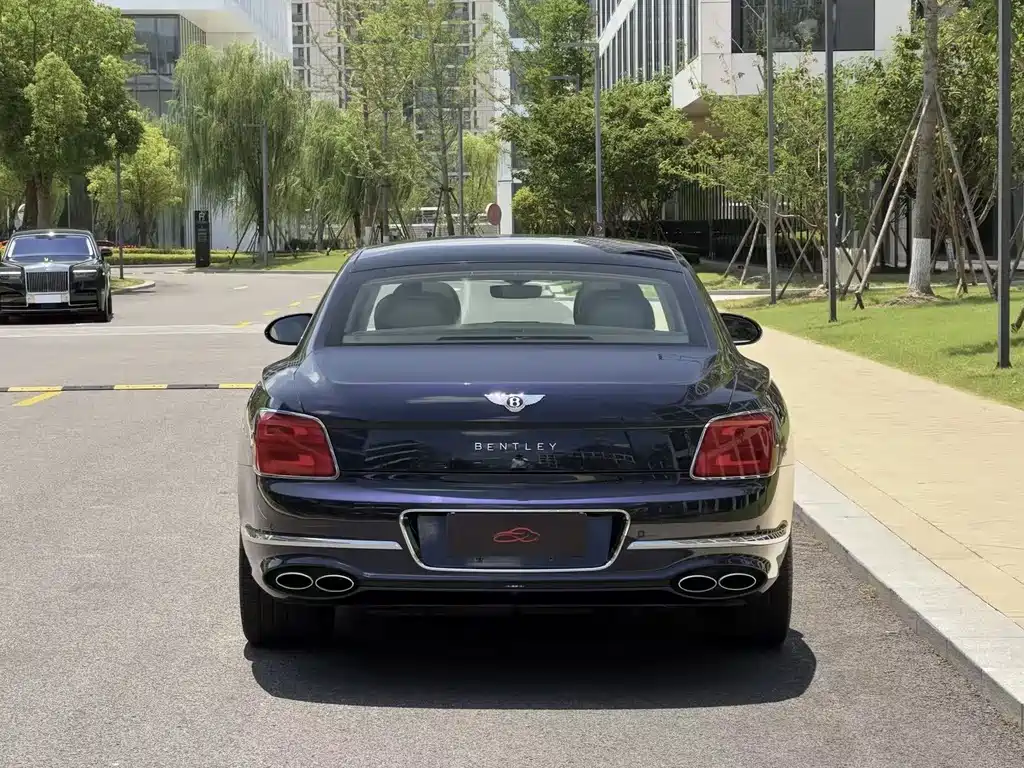 Flying Spur 4.0 T V8 Standard