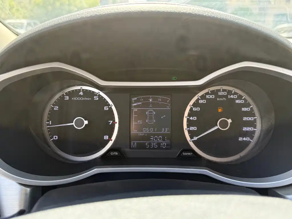 Emgrand GL 1.3 T Manual Elite
